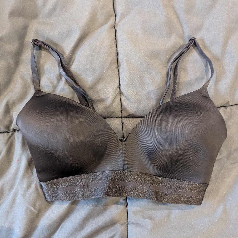 Victoria Secret Seamless Black Bra